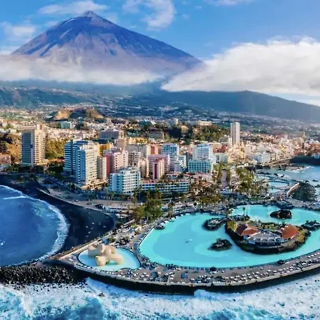 Cozy Harbour View In * بويرتو ذي لا كروز